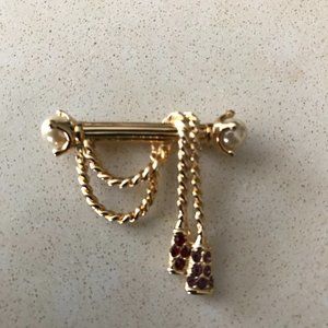 FLASH SALE Swarovski Swan Signed faux Pearl Rod Roped Curtain Ornament Brooch